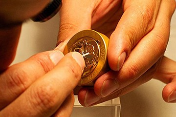 浪琴手表维修店地址查询